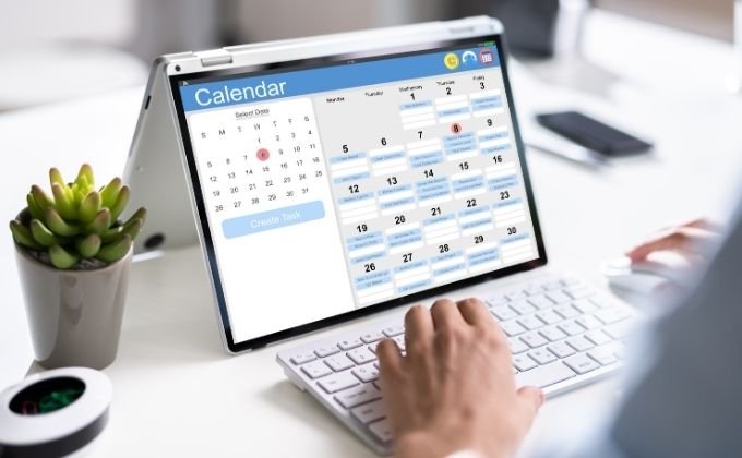 Stay Connected & Coordinated: The Family Planner for Stress-Free Living Stay Connected & Coordinated: The Family Planner for Stress-Free Living