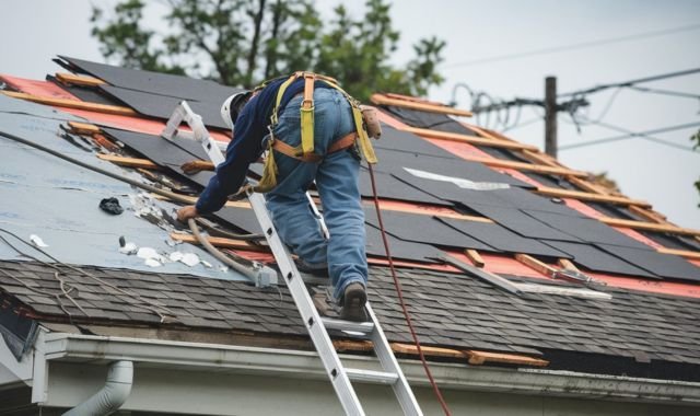 emergency roof repair Salem